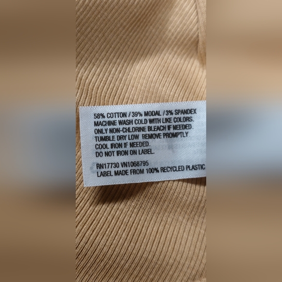 Women's Medium 'A New Day' BNWOT Scoop Neck Nude Colored Tank Top. - Picture 9 of 10